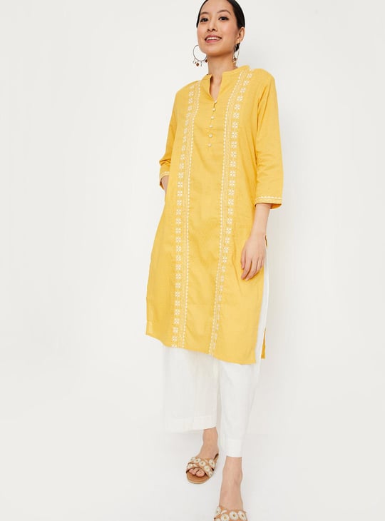 Women Embroidered Kurta with Pocket