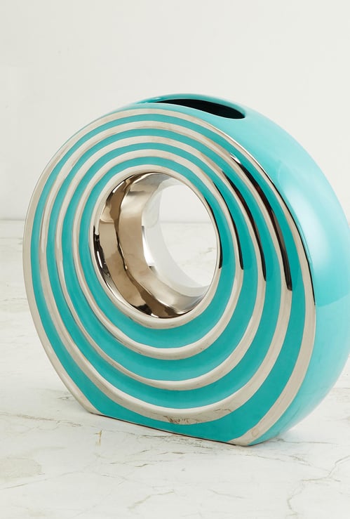 Splendid Textured Round Centric Vase