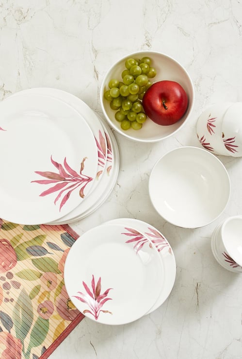Pristine Lorelle 20-Pc. Dinner Set