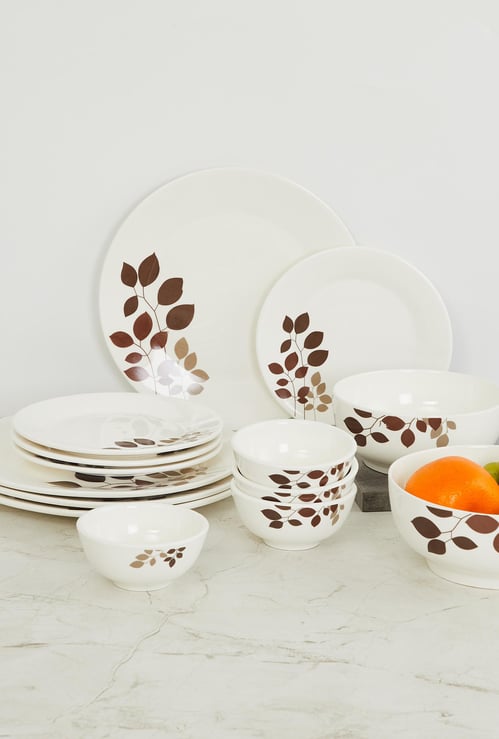 Pristine Moire 14-Pc. Dinner Set