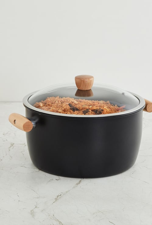Raisin Dolmen Covered Casserol