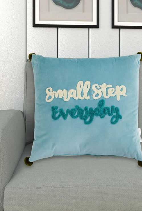 Lark Gtl Applique Velvet Filled Cushion- 40 x 40 Cm