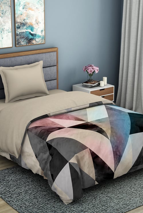 SPACES Organic Cotton Geometric Printed Single Bed Quilt - 150 x 218 cm