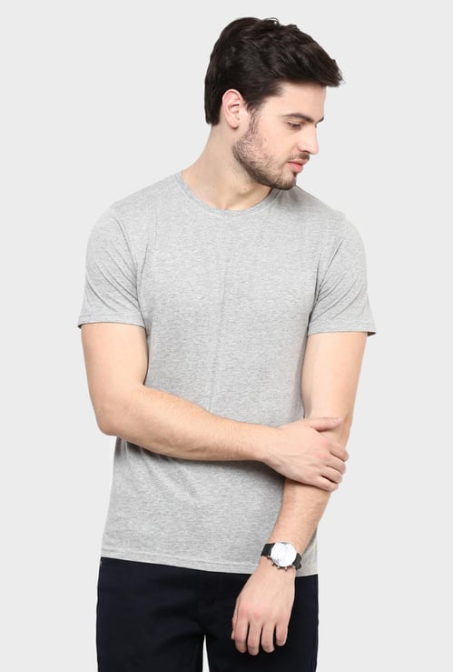 FAME FOREVER Crew Neck T-Shirt
