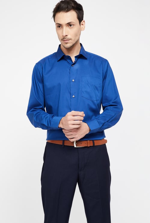 VAN HEUSEN Regular Fit Solid Long-Sleeve Shirt