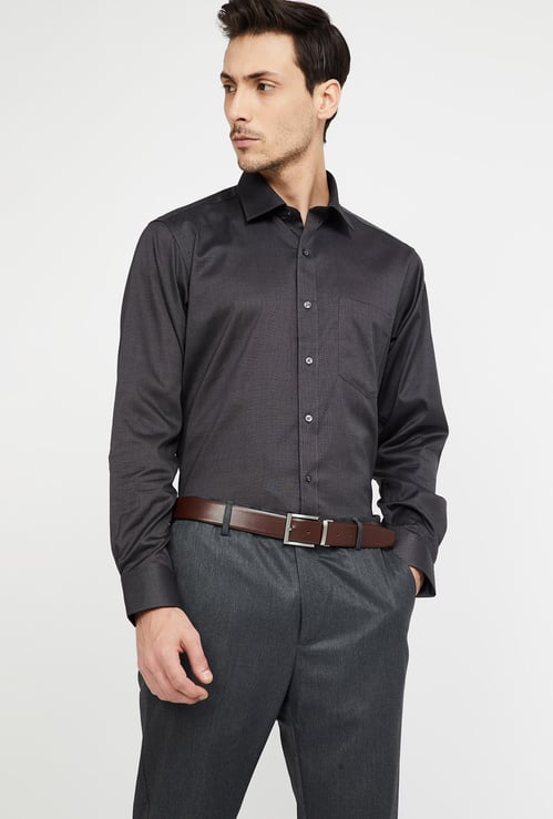 VAN HEUSEN Regular Fit Textured Cotton Shirt