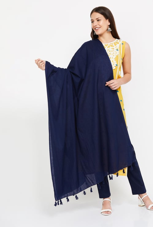 MELANGE Solid Tasseled Dupatta