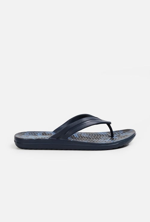 SKECHERS Men Camouflage Print Flip Flops