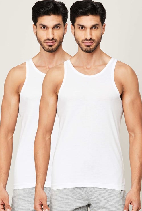 FAME FOREVER Men Solid Sleeveless Vest - Set of 2