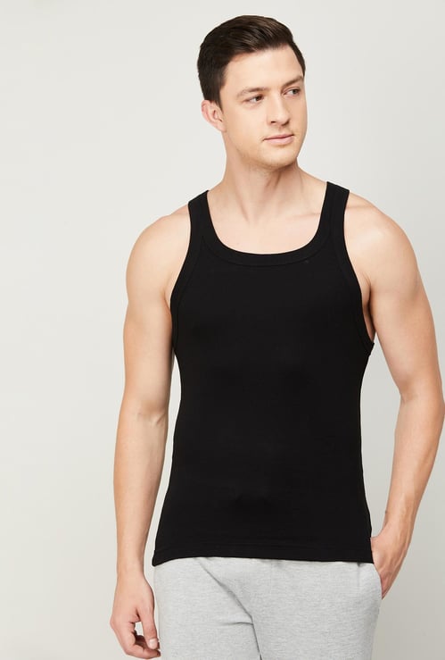 FAME FOREVER Men Solid Round Neck Inner Vest