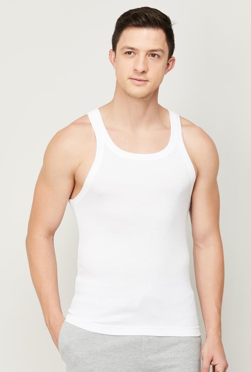 FAME FOREVER Men Solid Round Neck Inner Vest