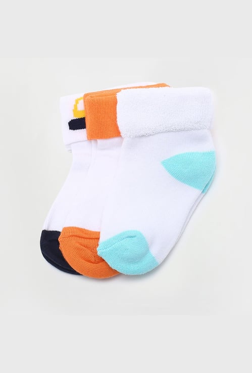 FAME FOREVER Boys Colourblocked Ankle-Length Socks - Set of 3