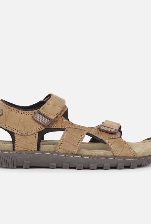 WOODLAND Men Solid Sandals