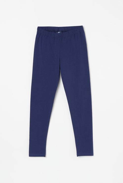 FAME FOREVER YOUNG Solid Knit Leggings