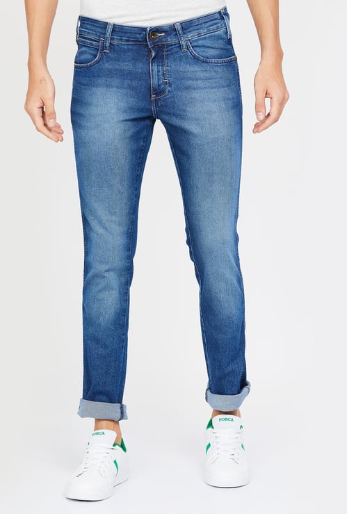 WRANGLER Stonewashed Slim Tapered Jeans