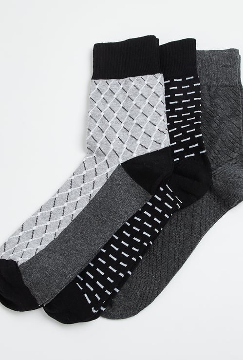 CODE Men Patterned Knit Formal Socks - Pack of 3