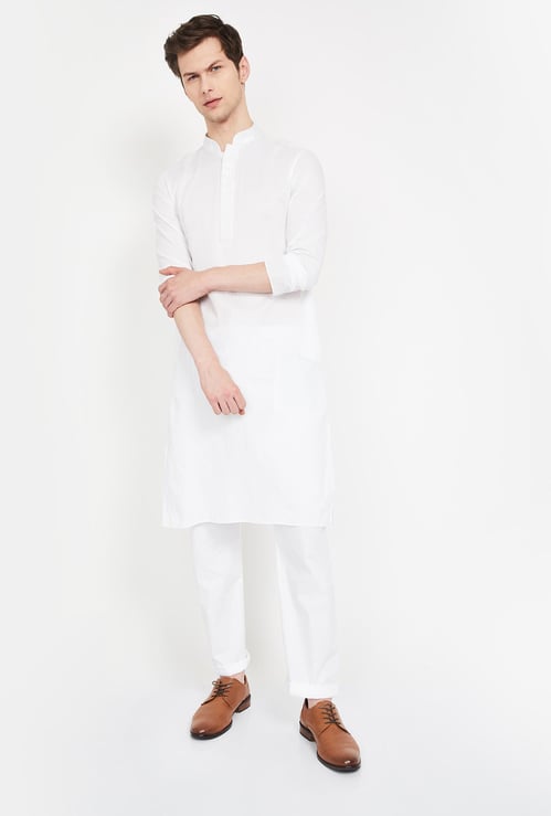 MANYAVAR Solid Kurta with Churidar