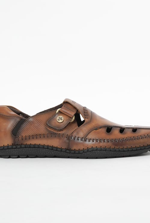 BUCKAROO Solid Sandals