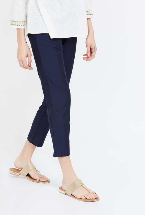 W Solid Cropped Pants