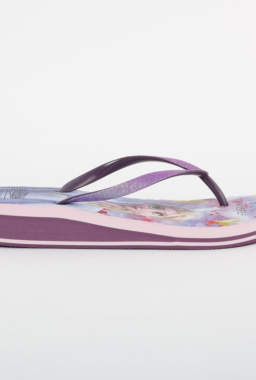FAME FOREVER Frozen Print Thong Wedges