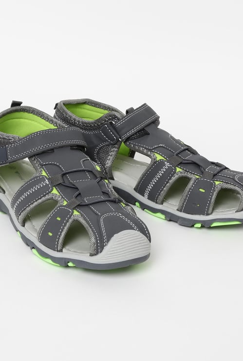 FAME FOREVER Textured Sandals with Cutouts