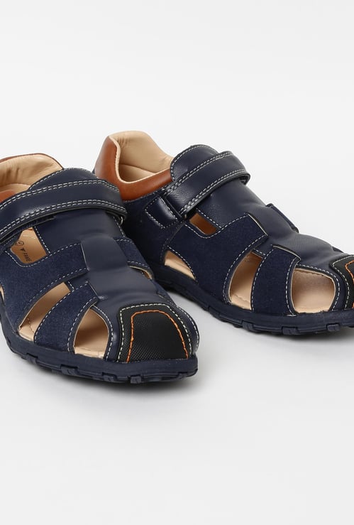 FAME FOREVER Textured Flat Sandals with Cutouts