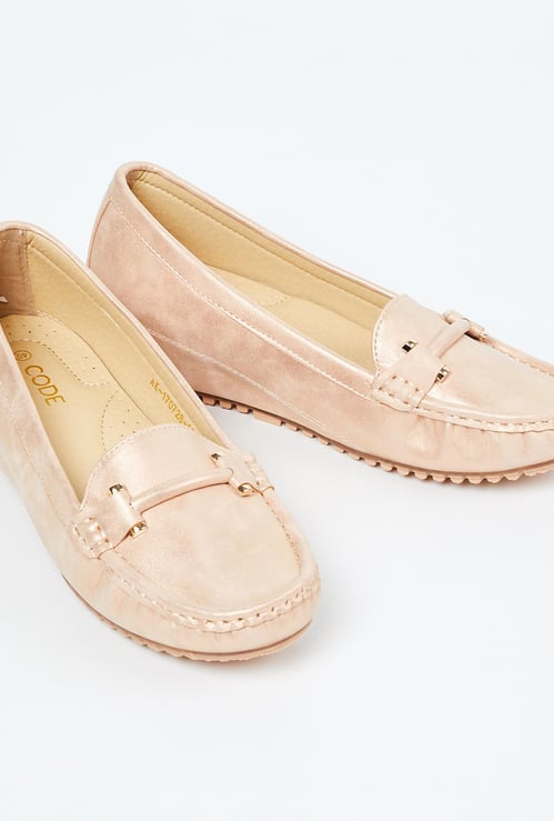 CODE Solid Wedge Heel Loafers