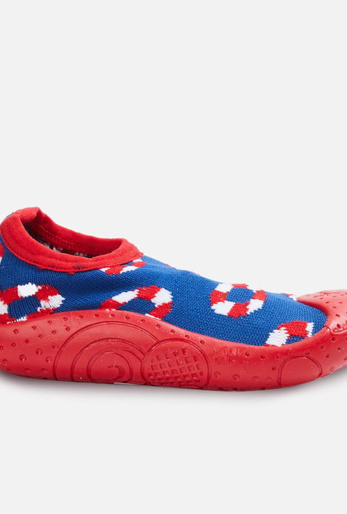FAME FOREVER Boys Printed Sock-Knit Shoes