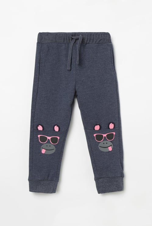 JUNIORS Drawstring-Waist Joggers with Applique