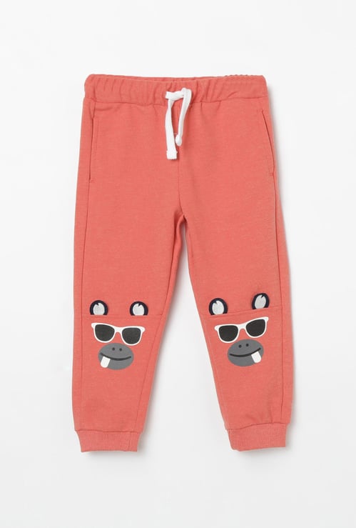 JUNIORS Drawstring-Waist Joggers with Applique