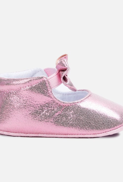FAME FOREVER Girls Glittered Bow Accent Booties