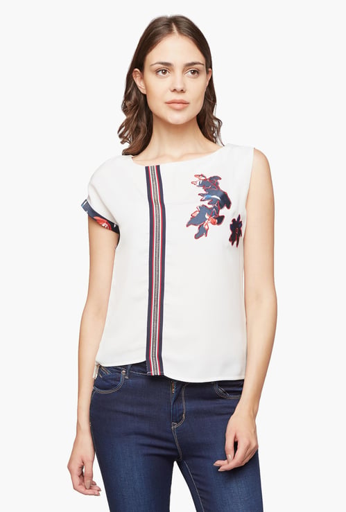 MADAME Women Printed T-shirt