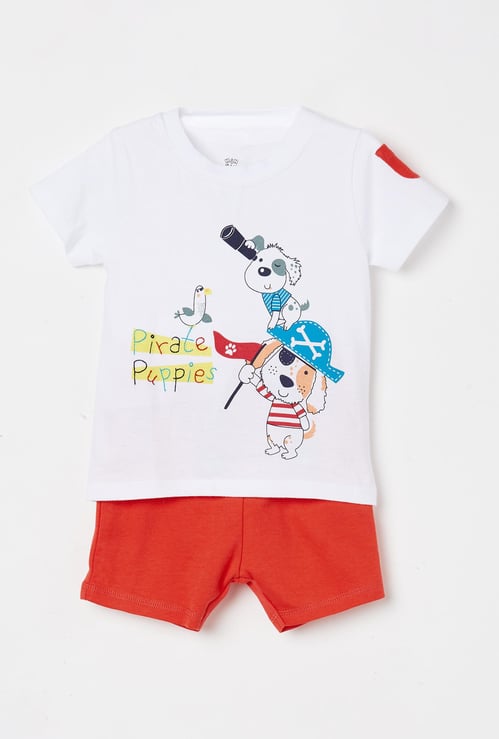 FS MINI KLUB Boys Printed Crew Neck T-shirt with Shorts
