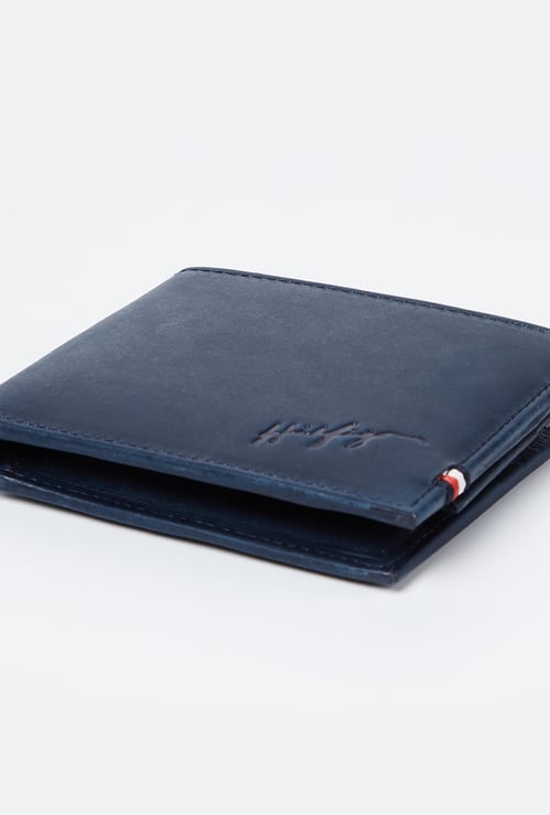 TOMMY HILFIGER Genuine Leather Textured Wallet
