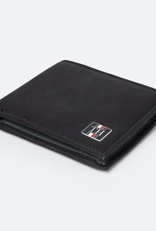 TOMMY HILFIGER Genuine Leather Textured Wallet