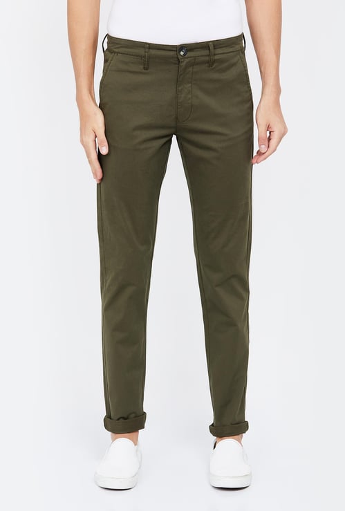 WRANGLER Solid Slim Fit Chinos