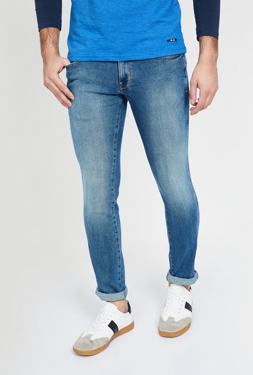 WRANGLER Stonewashed Slim Fit Jeans