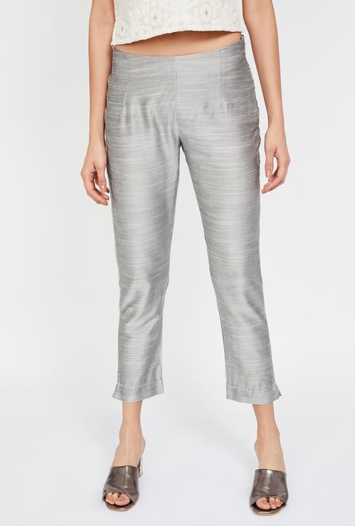 W Textured Cropped Straight Pants