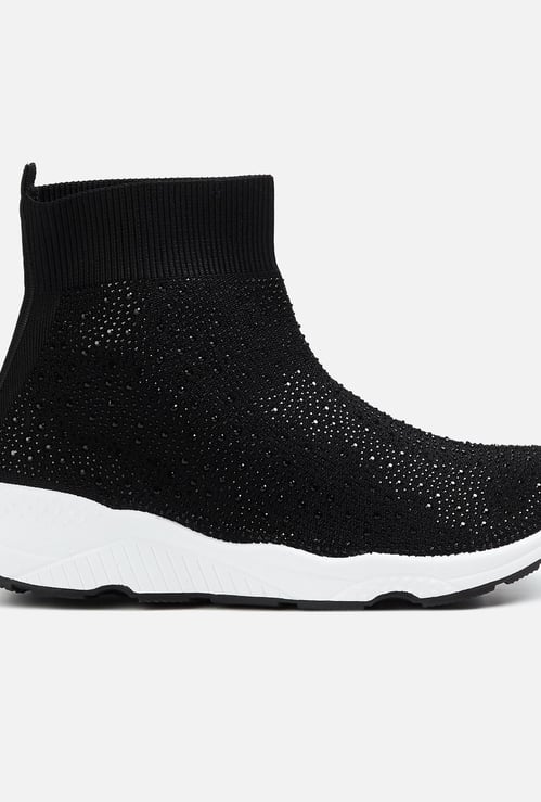 GINGER Women Embellished Slip-On Sneakers