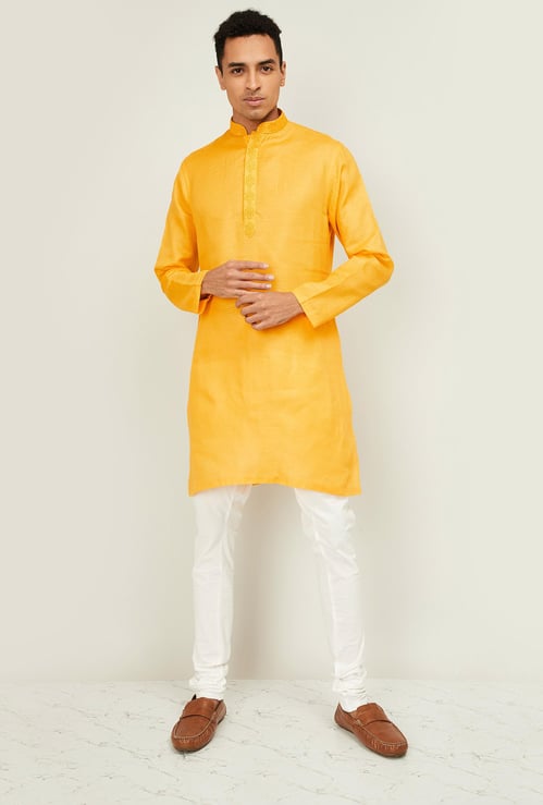 MELANGE Men Textured Kurta with Solid Pants