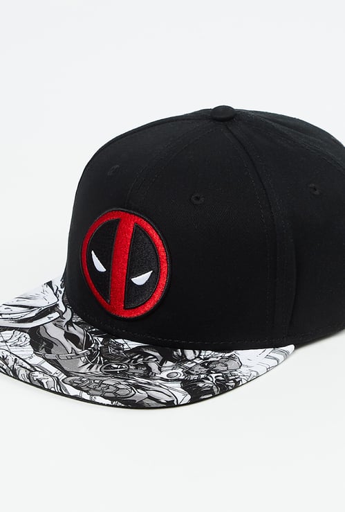 FREE AUTHORITY Men Deadpool Applique Cap