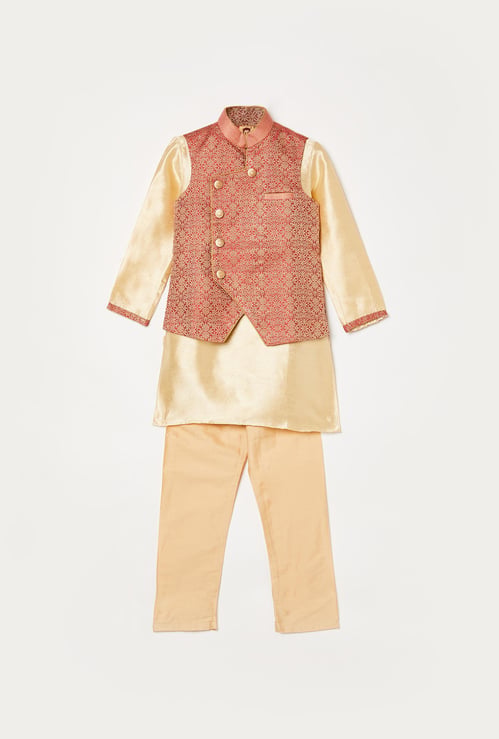 MANYAVAR Solid Kurta with Pyjama and Textured Waistcoat