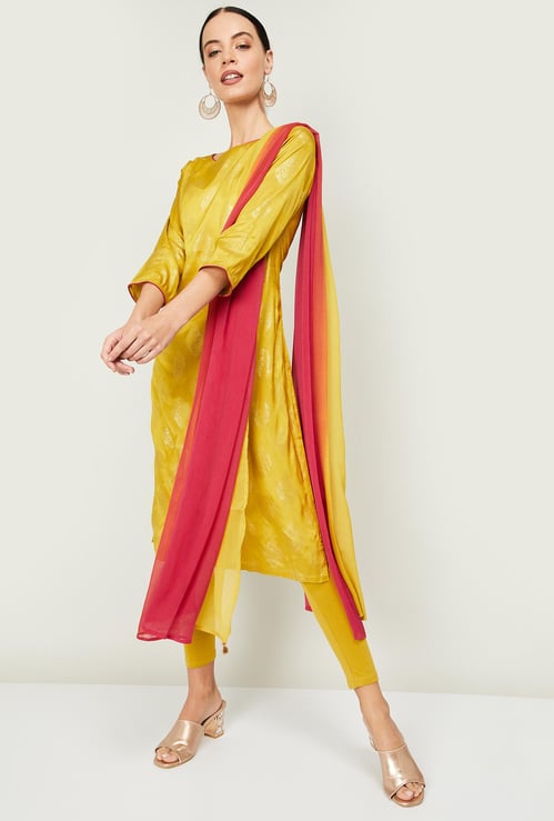 RANGRITI Women Printed Straight Kurta with Churidar and Dupatta