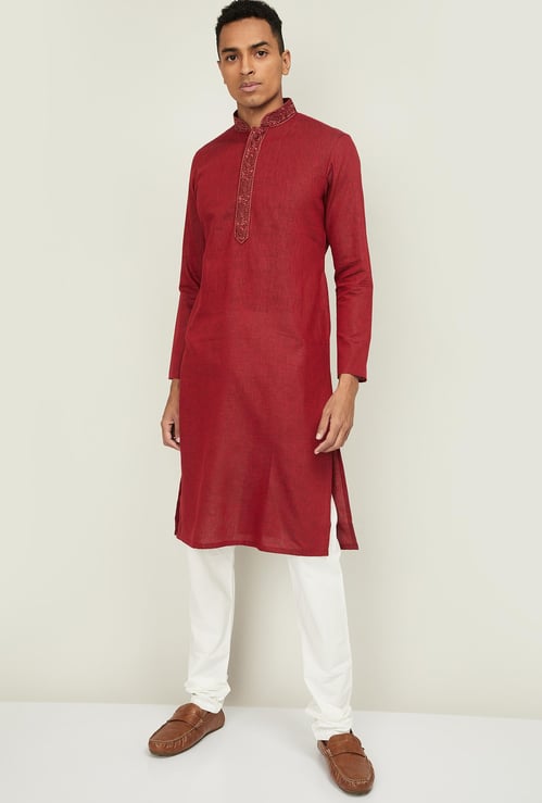MANYAVAR Men Solid Band Collar Kurta with Churidar