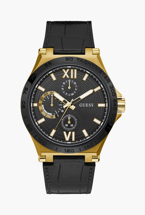 GUESS Men Analog Watch with Leather Strap - GW0204G1