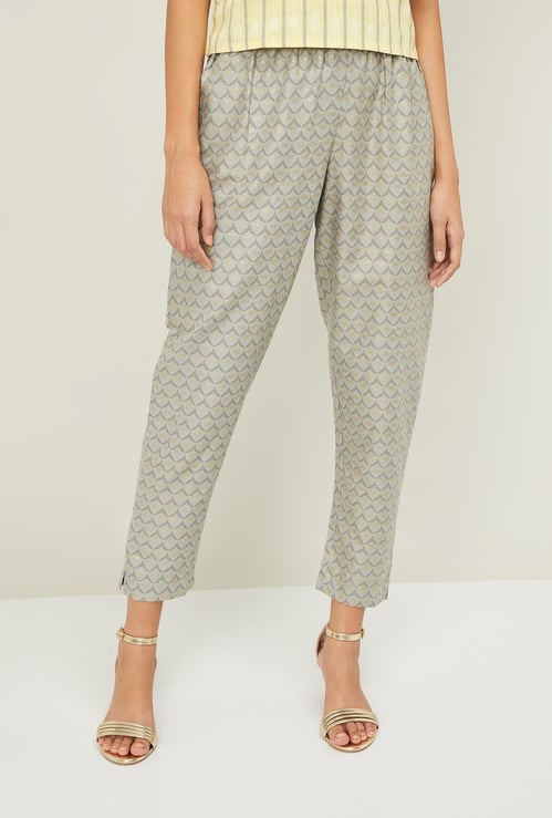 MELANGE Women Printed Cropped Straight Pants