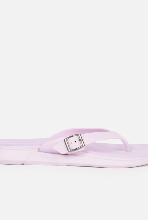 GINGER Women Textured Slippers