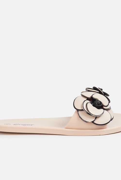 GINGER Women Floral Accent Sliders