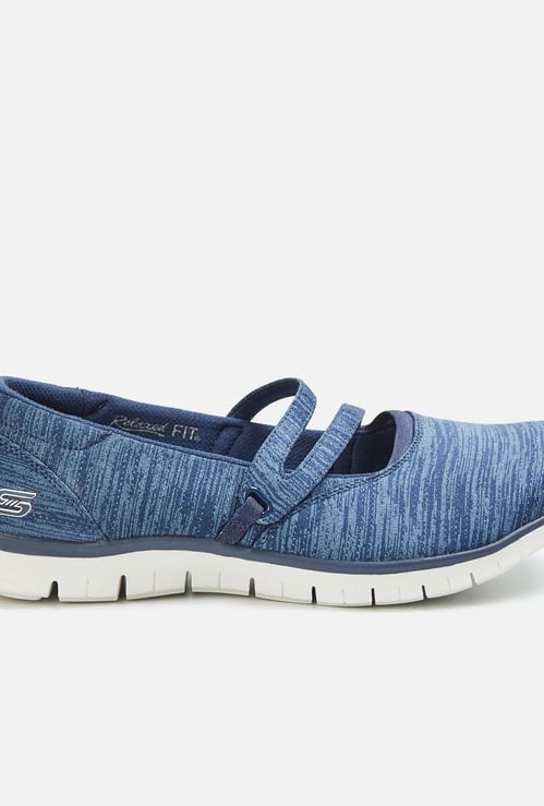 SKECHERS Women Textured Slip-On Walking Shoes
