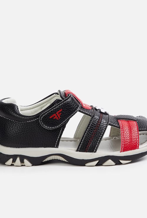 FAME FOREVER Boys Solid Sandals